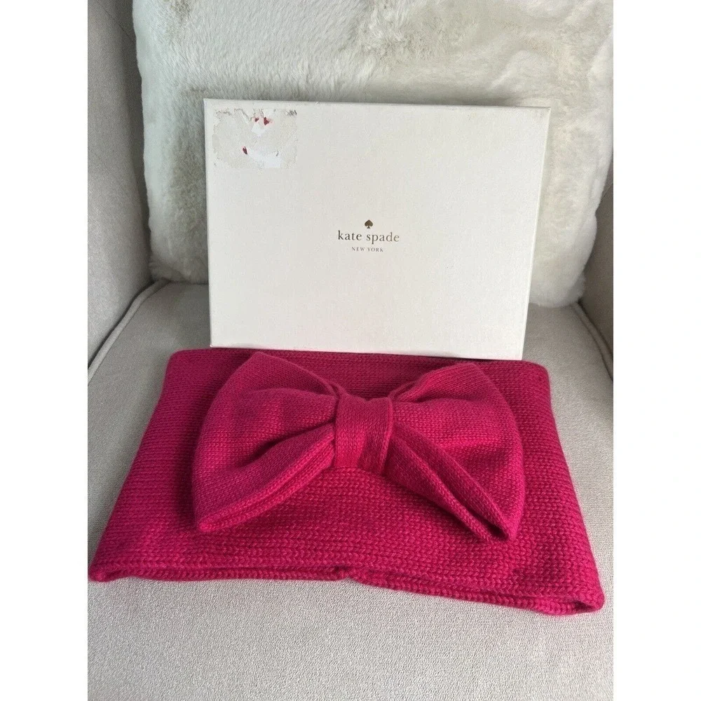 NWT Kate Spade Gathered Bow Neckwarmer Sweetheart Pink Knit